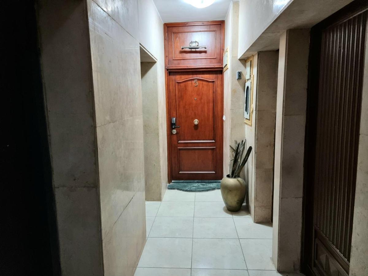 קהיר Amazing Nile View And Pyramids Apartment מראה חיצוני תמונה