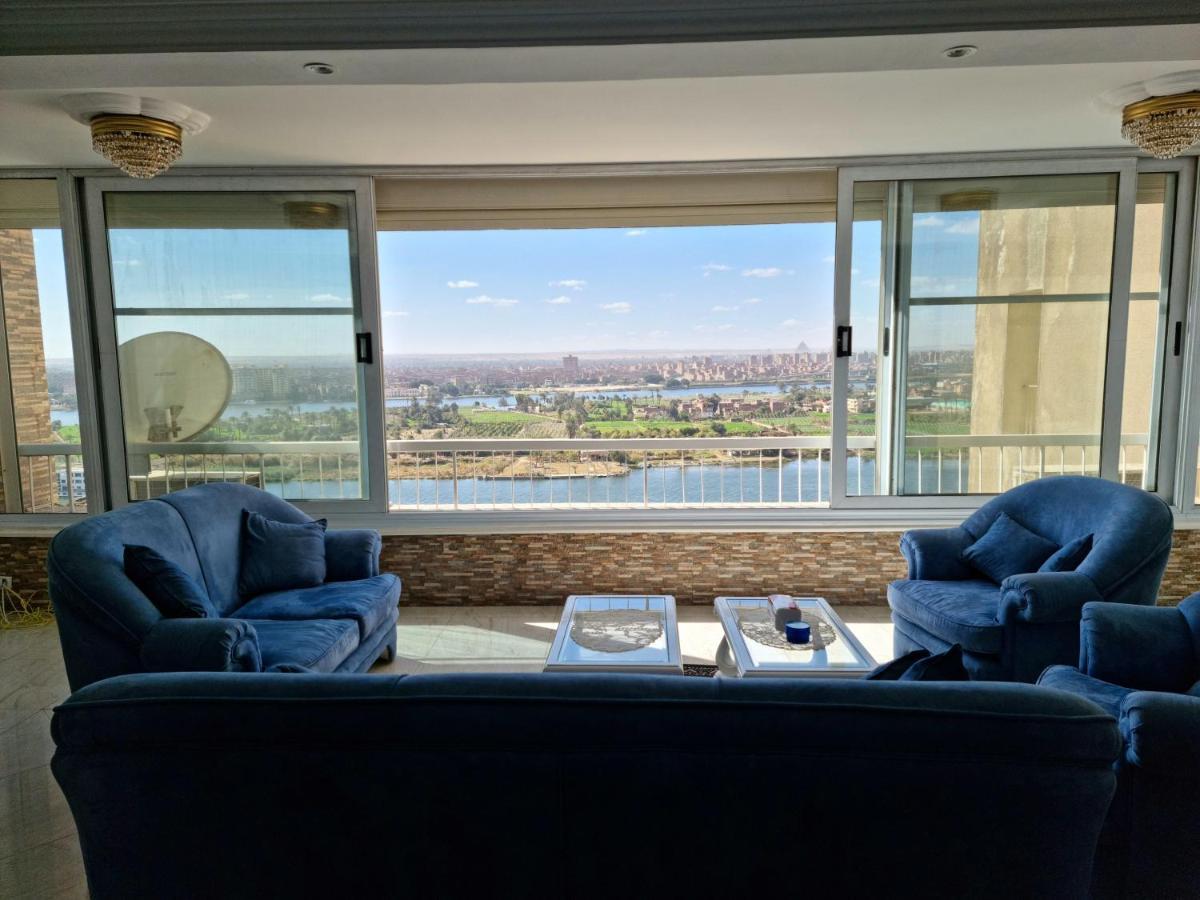 קהיר Amazing Nile View And Pyramids Apartment מראה חיצוני תמונה