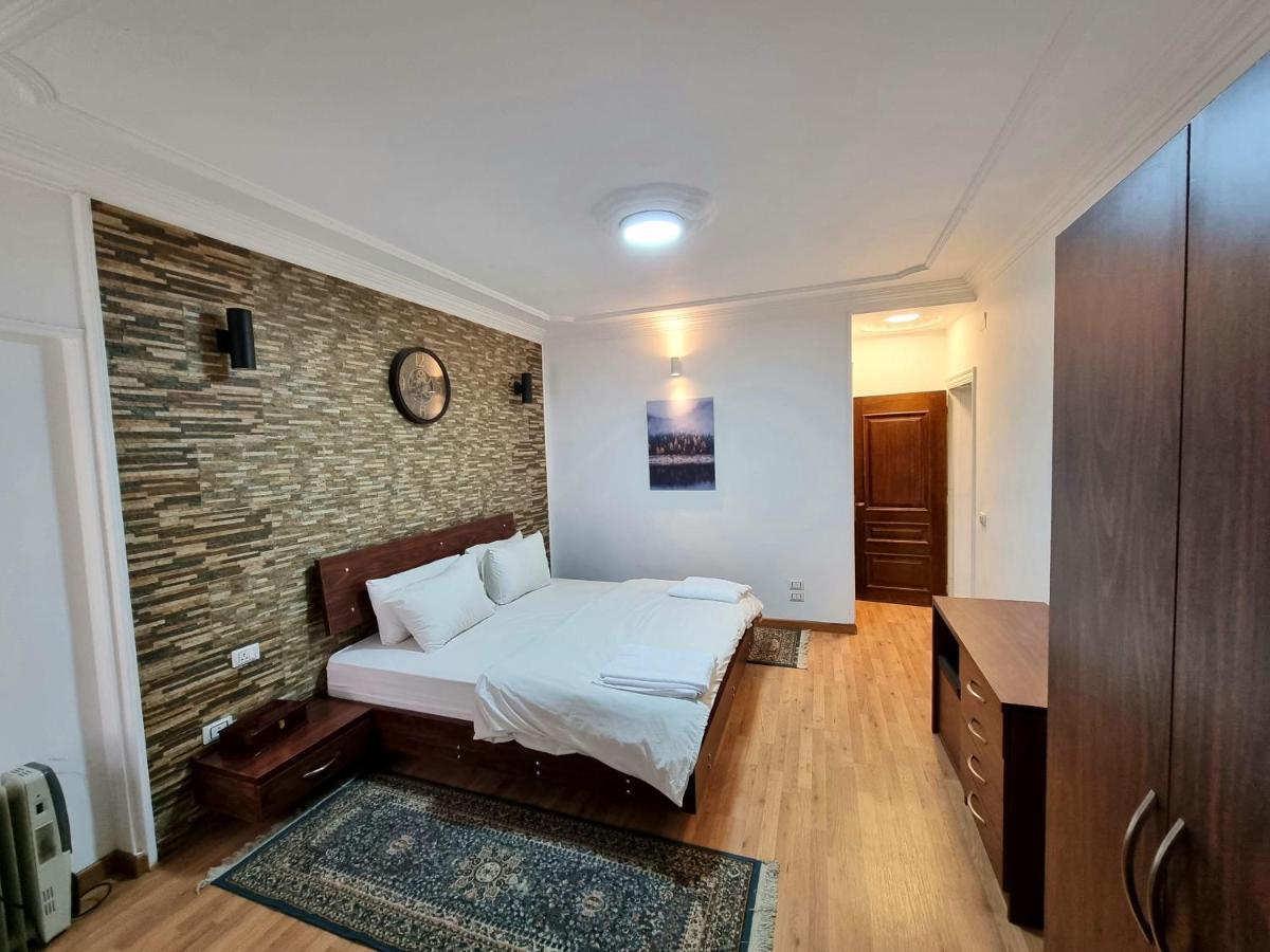 קהיר Amazing Nile View And Pyramids Apartment מראה חיצוני תמונה