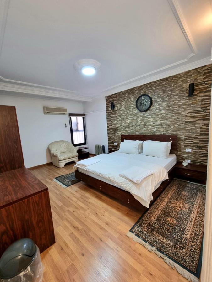 קהיר Amazing Nile View And Pyramids Apartment מראה חיצוני תמונה